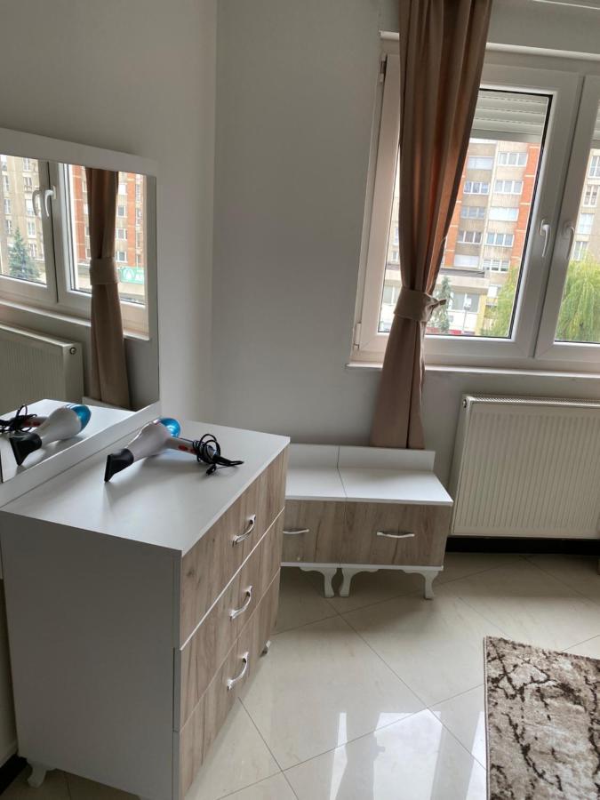 Capital Apartment Prishtina Приштина Экстерьер фото