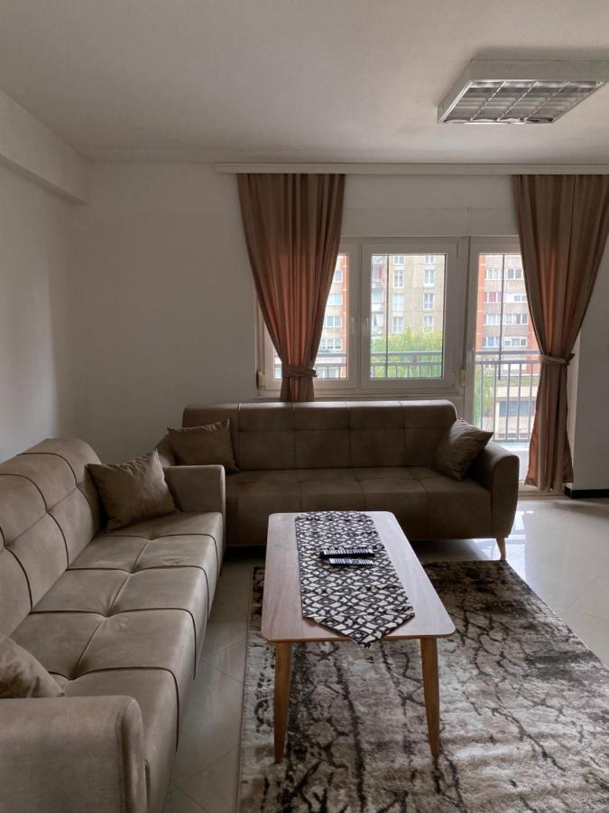 Capital Apartment Prishtina Приштина Экстерьер фото
